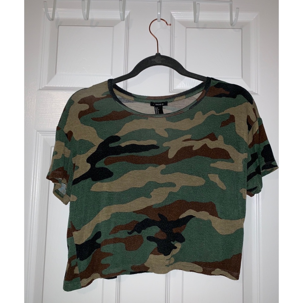 Camel pattern (not so) cropped top S Forever 21